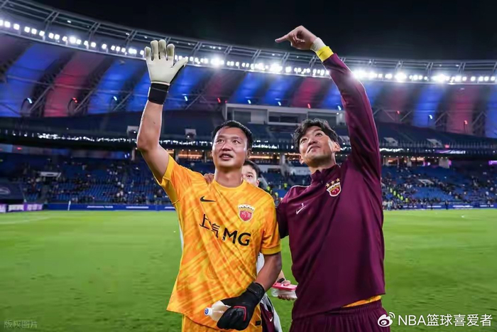 海港后防大换血,超级杯雨战国安,谁将笑傲南京?|上海海港|北京国安|卫冕冠军|穆斯卡特|贺惯_新浪体育_新浪新闻