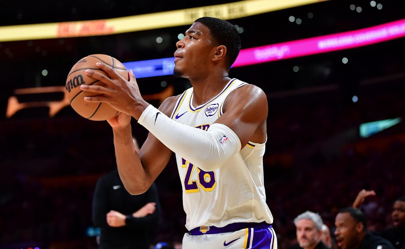 25-6!湖人吊打东部豪门,詹姆斯梦回巅峰,打服主场球迷