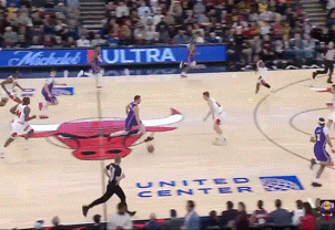 LOL英雄联盟投注-你也北伐!东契奇46+11超神!赛季最强詹姆斯!