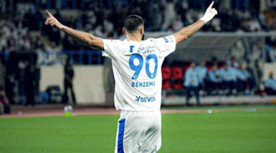 s15竞猜-3射1传！本泽马新月首秀就打出王炸 难怪C罗罢赛抗议他加盟