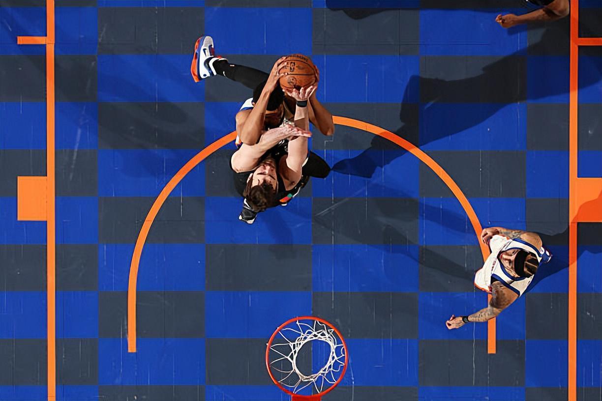 lol竞猜-表现正在逐渐下滑，马刺替补中锋的这份长约可能会成为垃圾合同？