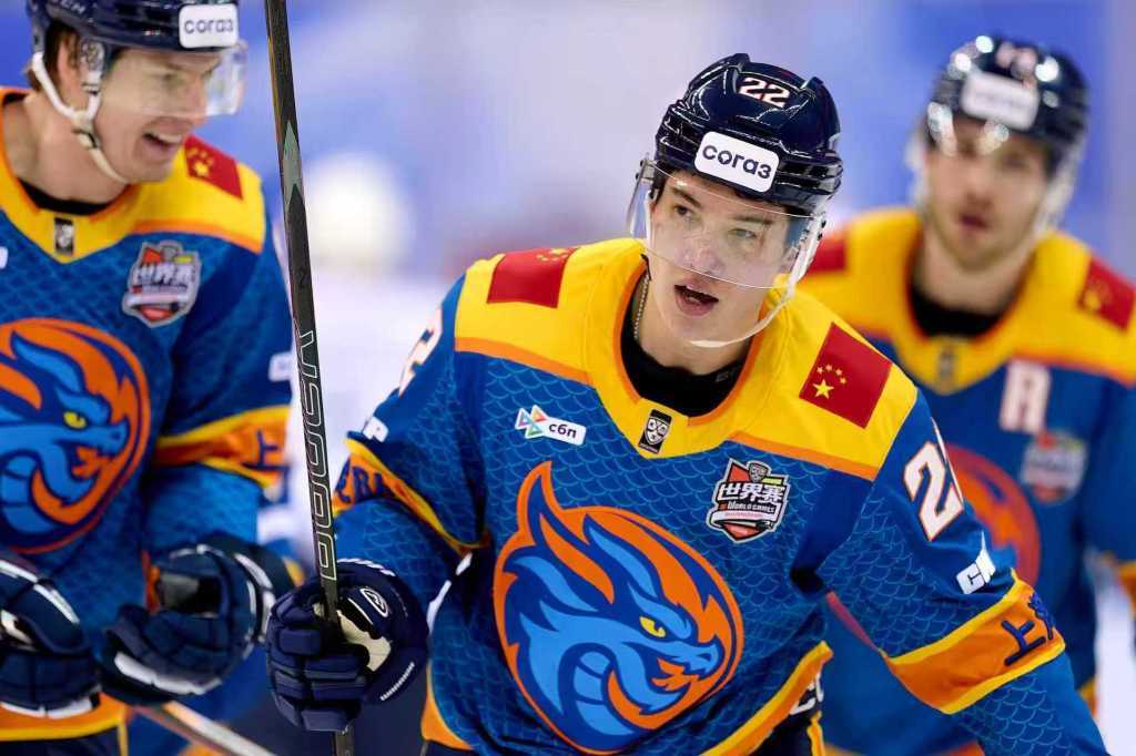 顶级冰球联赛时隔六年重返上海，冰球热潮在中国能快速回升吗